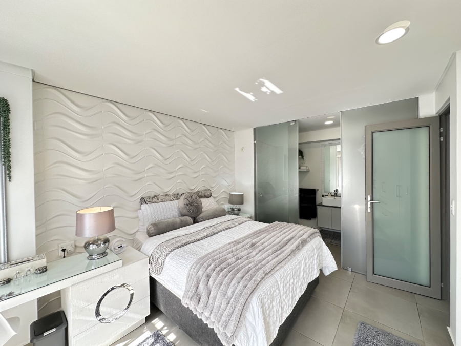 2 Bedroom Property for Sale in Island View Western Cape